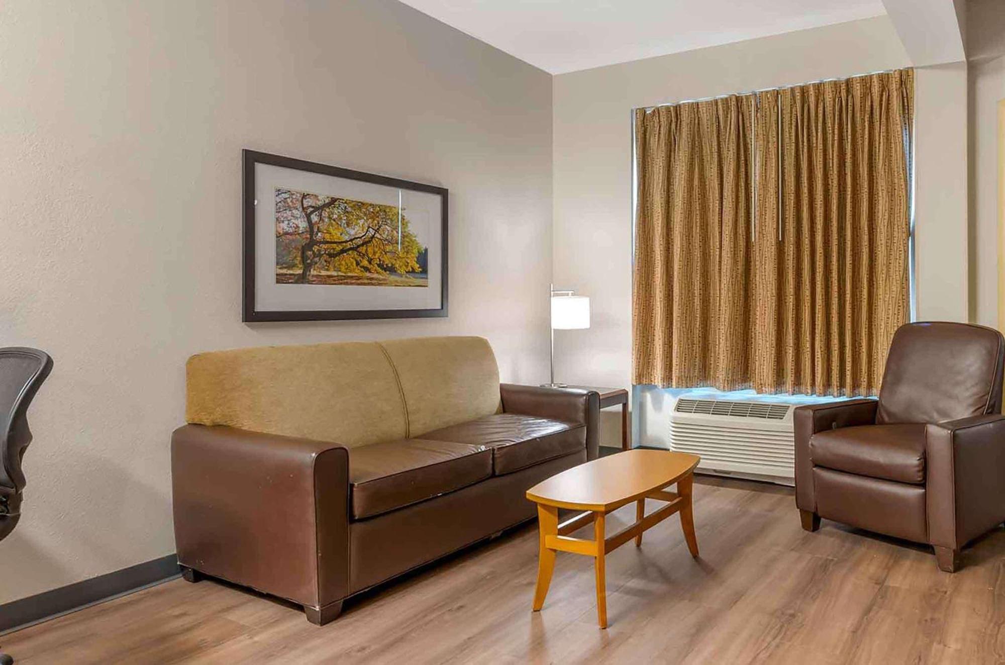 Extended Stay America Suites - Indianapolis - Airport - W Southern Ave Экстерьер фото